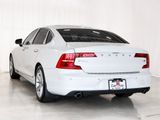 Used 2018 Volvo S90 T5 Momentum w/ Convenience Package image 5