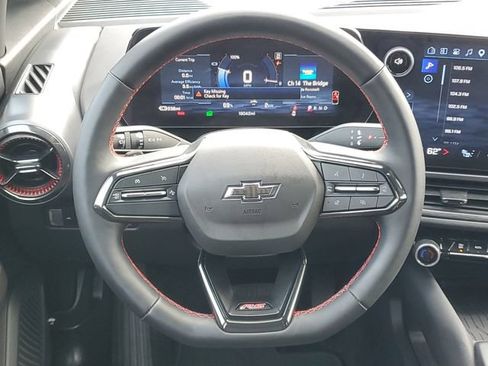 Certified 2024 Chevrolet Equinox EV RS FWD image 13