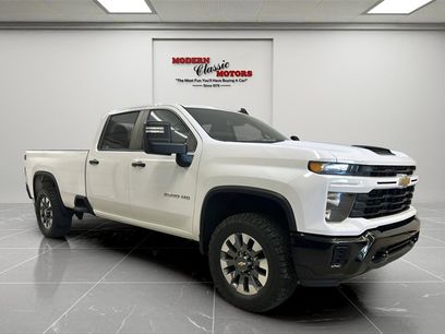 Used 2024 Chevrolet Silverado 2500 Custom w/ Custom Value Package