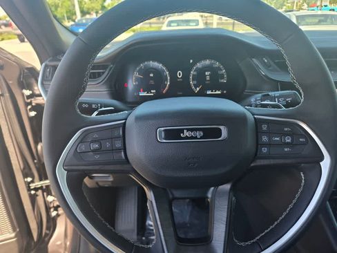 New 2026 Jeep Grand Cherokee L Limited AWD/4WD image 22