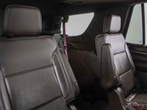 Used 2021 GMC Yukon Denali w/ Denali Premium Package image 33