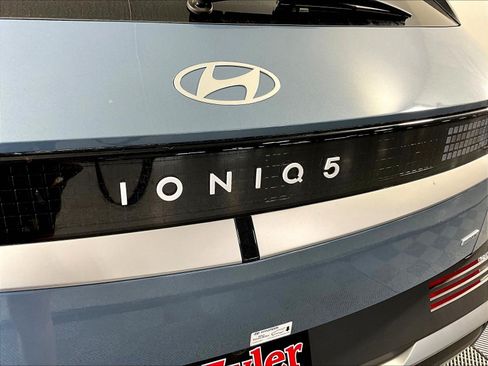 New 2026 Hyundai Ioniq 5 SE AWD/4WD image 13