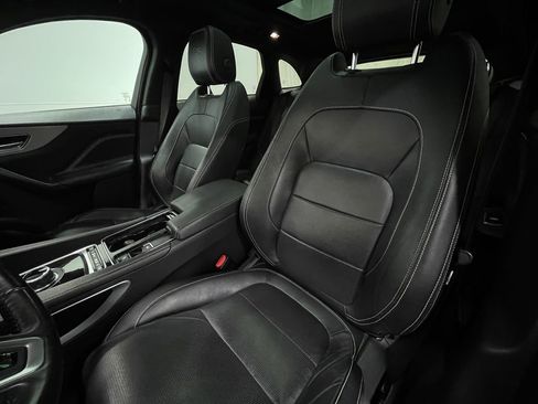 Used 2018 Jaguar F-PACE S image 20