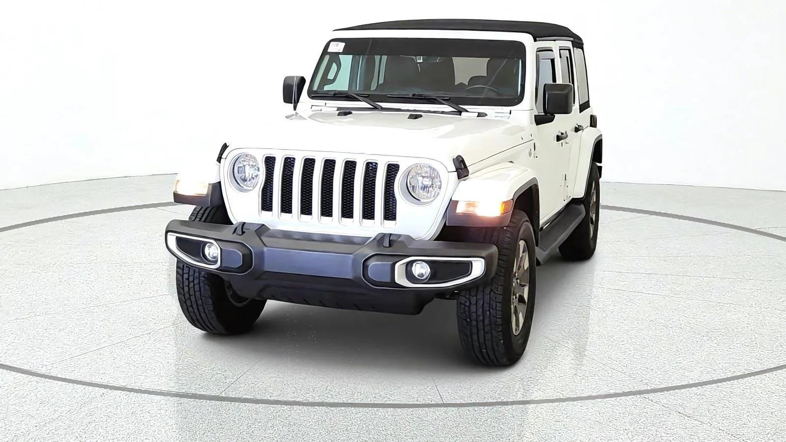 Used 2022 Jeep Wrangler Unlimited Sahara AWD/4WD image 3