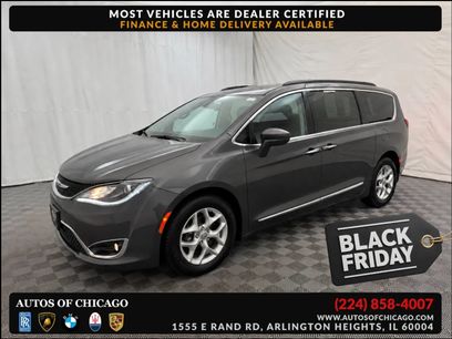 Used 2017 Chrysler Pacifica Touring-L w/ Tire & Wheel Group
