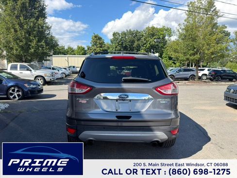 Used 2014 Ford Escape Titanium w/ Equipment Group 401A AWD/4WD image 6