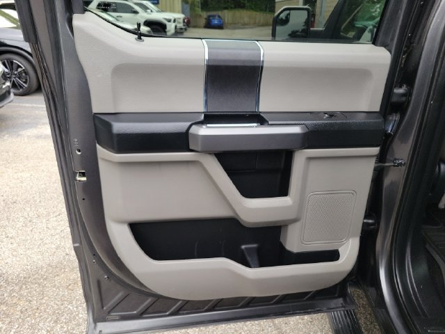 Used 2017 Ford F150 XLT AWD/4WD image 13