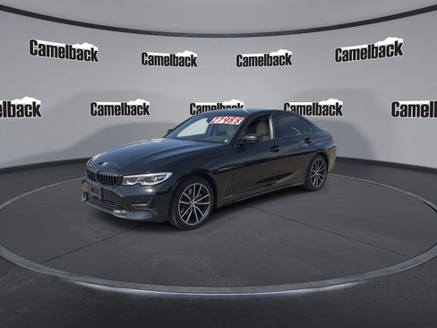 Used 2020 BMW 330i xDrive Sedan w/ Convenience Package AWD/4WD image 3