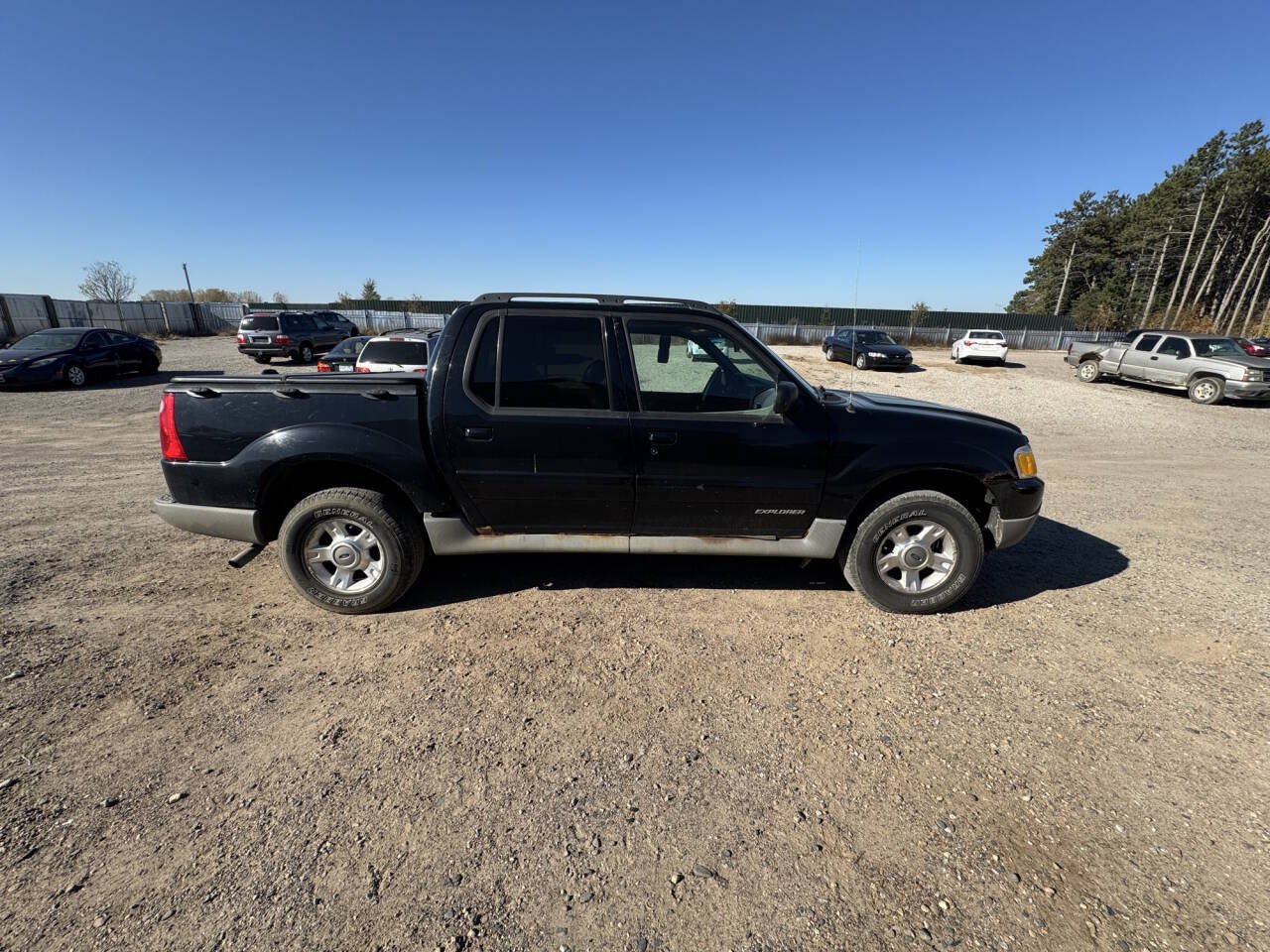 Used 2002 Ford Explorer Sport Trac 4x4 image 6