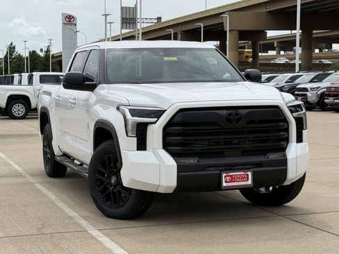 New 2026 Toyota Tundra SR5 RWD image 2