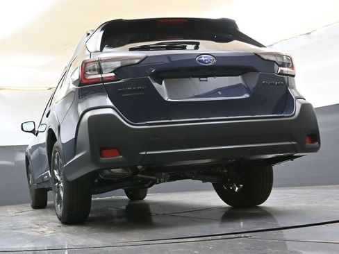 Certified 2025 Subaru Outback Onyx Edition image 38