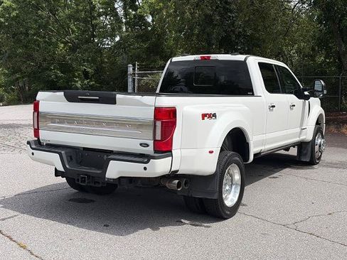 Certified 2022 Ford F450 Platinum w/ FX4 Off-Road Package AWD/4WD image 3