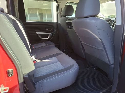 Used 2021 Nissan Titan SV w/ Off Road Protection Package image 24