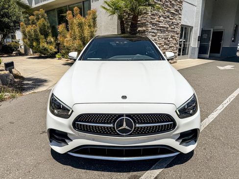 Used 2022 Mercedes-Benz E 450 4MATIC Coupe w/ AMG Line image 9