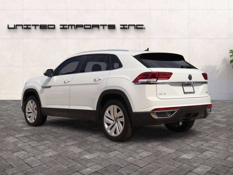 Used 2023 Volkswagen Atlas Cross Sport SE AWD/4WD image 3