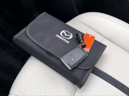 Certified 2025 MAZDA CX-90 3.3 Turbo S w/ Premium Plus image 15