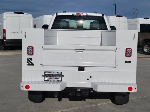 New 2026 Ford F250 XL w/ XL Chrome Package image 12