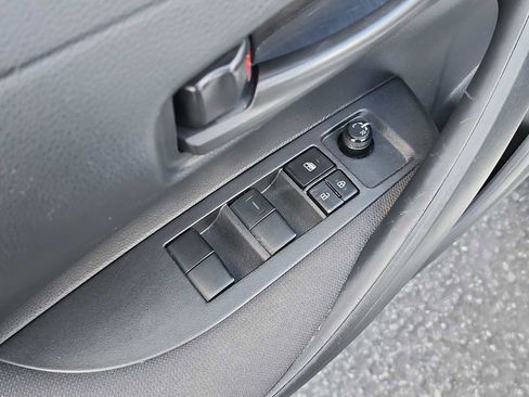 Used 2023 Toyota Corolla LE image 15