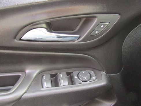 Used 2019 Chevrolet Equinox LT AWD/4WD image 22