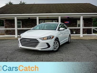 Used 2018 Hyundai Elantra SE