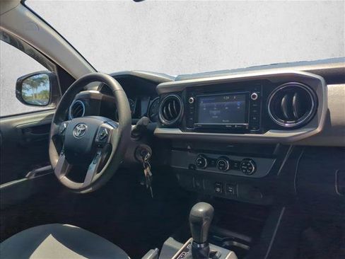 Used 2019 Toyota Tacoma SR5 RWD image 25