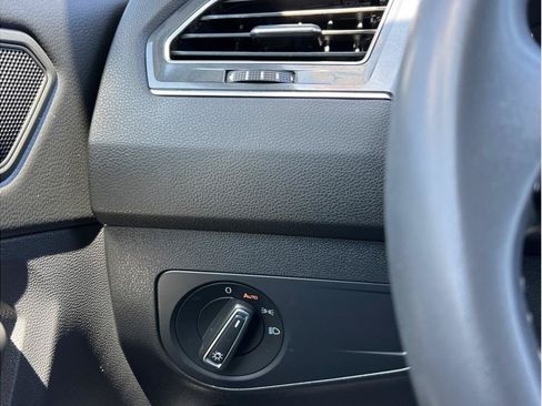 Used 2021 Volkswagen Tiguan S AWD/4WD image 19