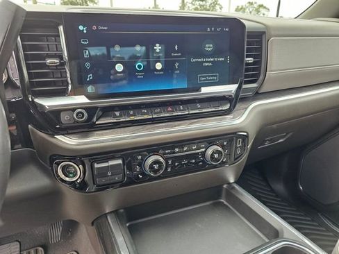 Used 2024 Chevrolet Silverado 2500 LTZ w/ LTZ Convenience Package image 27