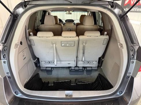 Used 2016 Honda Odyssey SE image 9
