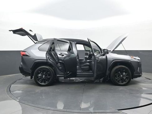 Used 2024 Toyota RAV4 XSE AWD/4WD image 33