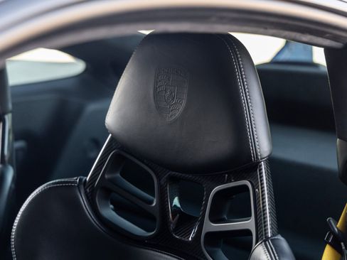 Certified 2018 Porsche 911 GT3 image 33