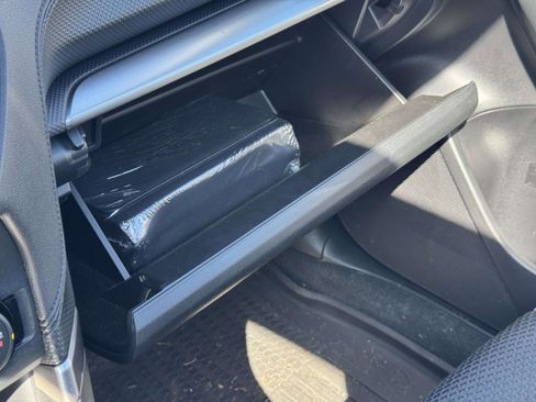 Used 2021 Subaru Forester Premium image 33