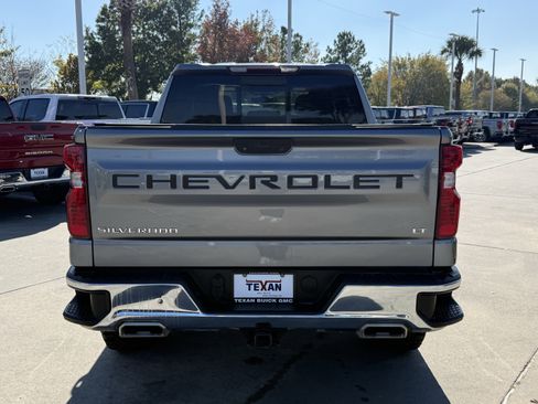 Used 2020 Chevrolet Silverado 1500 LT w/ Texas Edition image 6