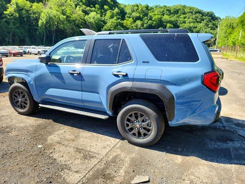 Used 2026 Toyota 4Runner SR5 AWD/4WD image 4