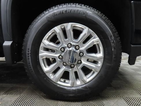 Used 2021 GMC Sierra 2500 Denali w/ Denali Ultimate Package image 9