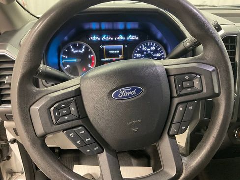 Used 2019 Ford F250 XLT w/ Camper Package AWD/4WD image 12