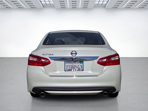 Used 2016 Nissan Altima 2.5 S w/ Power Driver Seat Package FWD image 5