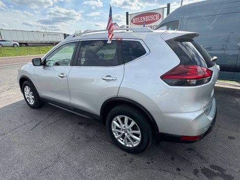 Used 2020 Nissan Rogue SV AWD/4WD image 8