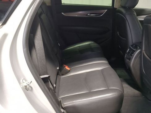 Used 2019 Cadillac XT5 Premium Luxury image 24