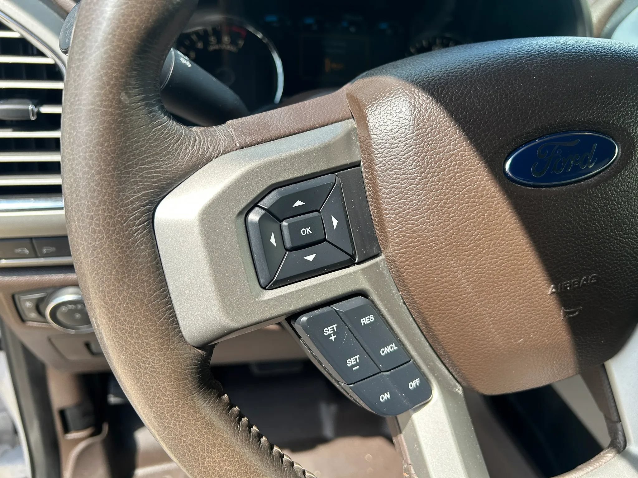 Used 2015 Ford F150 King Ranch w/ Trailer Tow Package RWD image 16