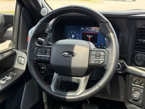Used 2025 Ford F150 Raptor AWD/4WD image 15