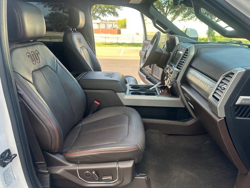 Used 2017 Ford F350 King Ranch w/ King Ranch Ultimate Package RWD image 27