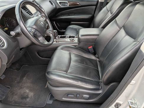 Used 2015 Nissan Pathfinder SL w/ SL Tech Package image 15