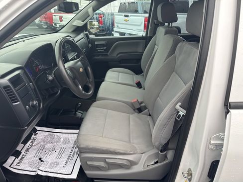 Used 2018 Chevrolet Silverado 1500 Custom w/ Custom Value Package image 32