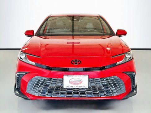 Used 2025 Toyota Camry SE w/ Multimedia Upgrade Package FWD image 2