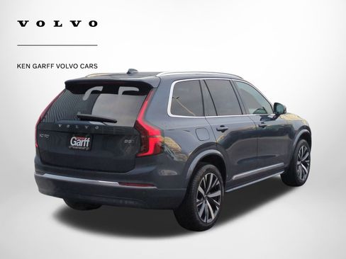 New 2026 Volvo XC90 B5 Core image 3