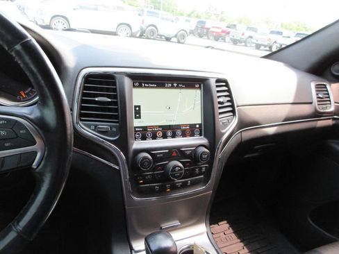 Used 2018 Jeep Grand Cherokee Limited w/ Trailer Tow Group IV AWD/4WD image 30