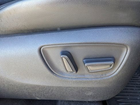 Used 2021 Toyota Highlander XLE image 53