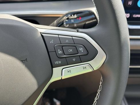 New 2026 Volkswagen Tiguan SE AWD/4WD image 18