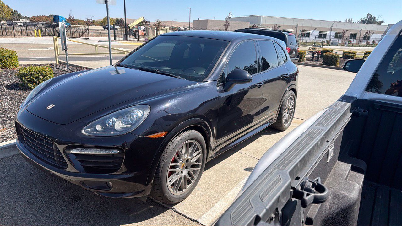 Used 2014 Porsche Cayenne GTS AWD/4WD image 1