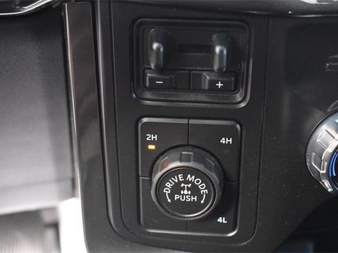 Used 2022 Ford F150 XLT w/ Equipment Group 302A High image 29